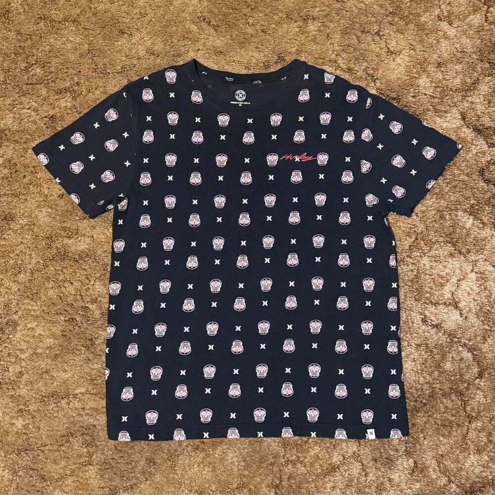 Vintage Hurley All Over Print Sugar Skull T-Shirt Black Y2K Skater Tee Medium